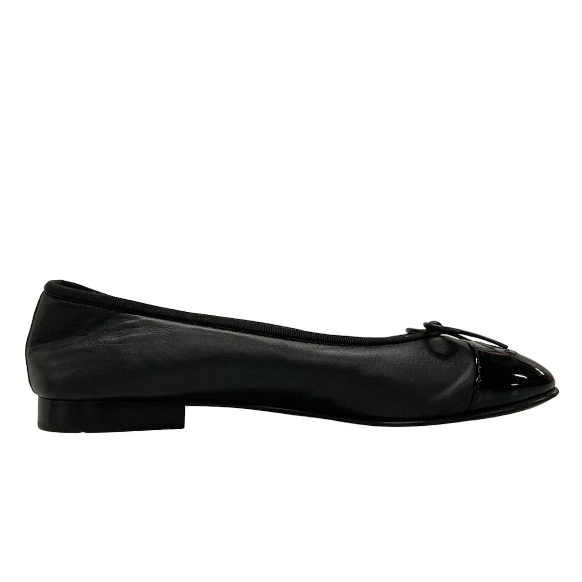 CHANEL シャネル フラットシューズ 37 1 2 C レディース - G02819 黒 リボン ココマーク レザー ラムスキン