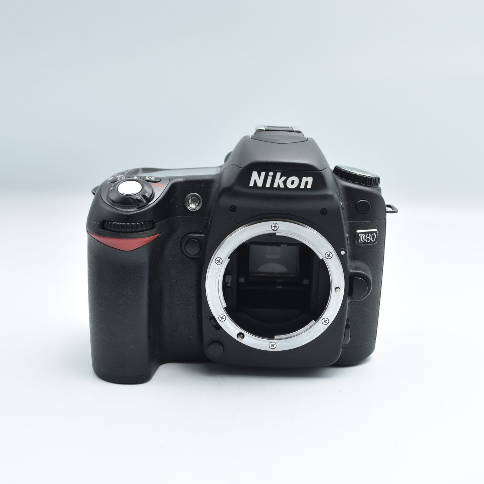 B#7783 Nikon デジタル一眼レフカメラ D80 AF-S DX 18-135G B#7783 Nikon デジタル一眼レフカメラ D80 AF-S DX 18-135G