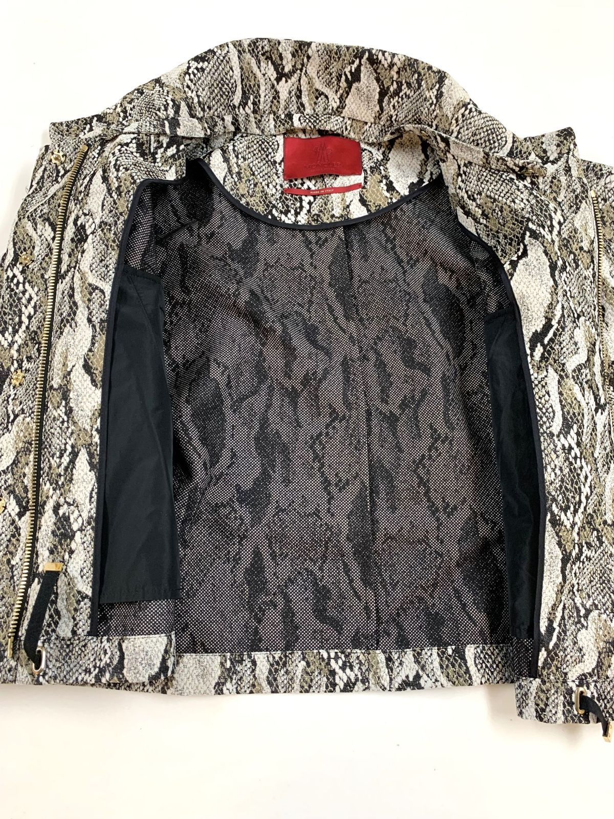 MONCLER モンクレール GAMME ROUGE ガム ルージュ アウター