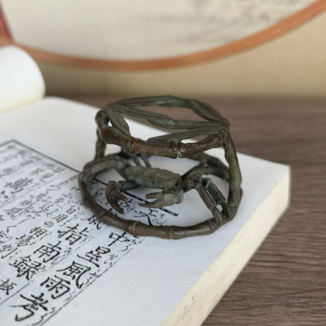 茶道具　香道具　蓋置　置物  カニ   陶磁器 装飾品 現代工芸品美術品 置物 茶道具 香道具 蓋置 置物 カニ 陶磁器 装飾品 現代工芸品美術品 置物