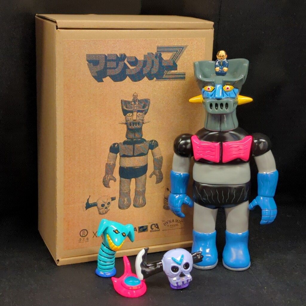 デハラユキノリ KAIJU ONE 30cm TALL MAZINGER Z TOY PEOPLE Ver.