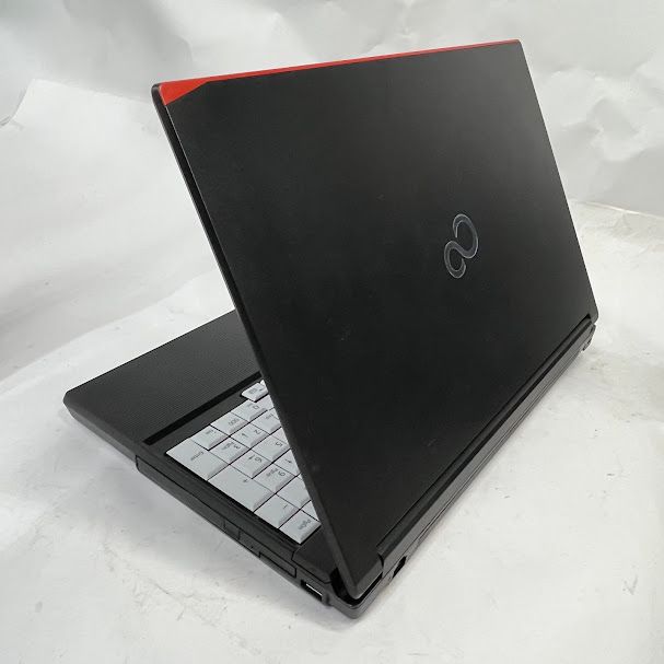 中古パソコン富士通 LIFEBOOK A748/TX Windows11 ノートPC 第8世代