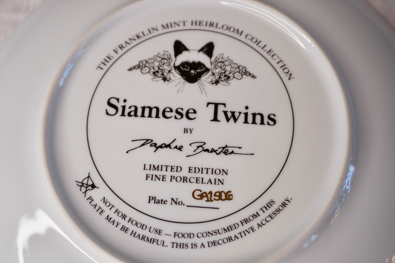 Franklin Mint 猫 絵皿 2枚セット コレクションプレート Franklin Mint 猫 絵皿 2枚セット コレクションプレート