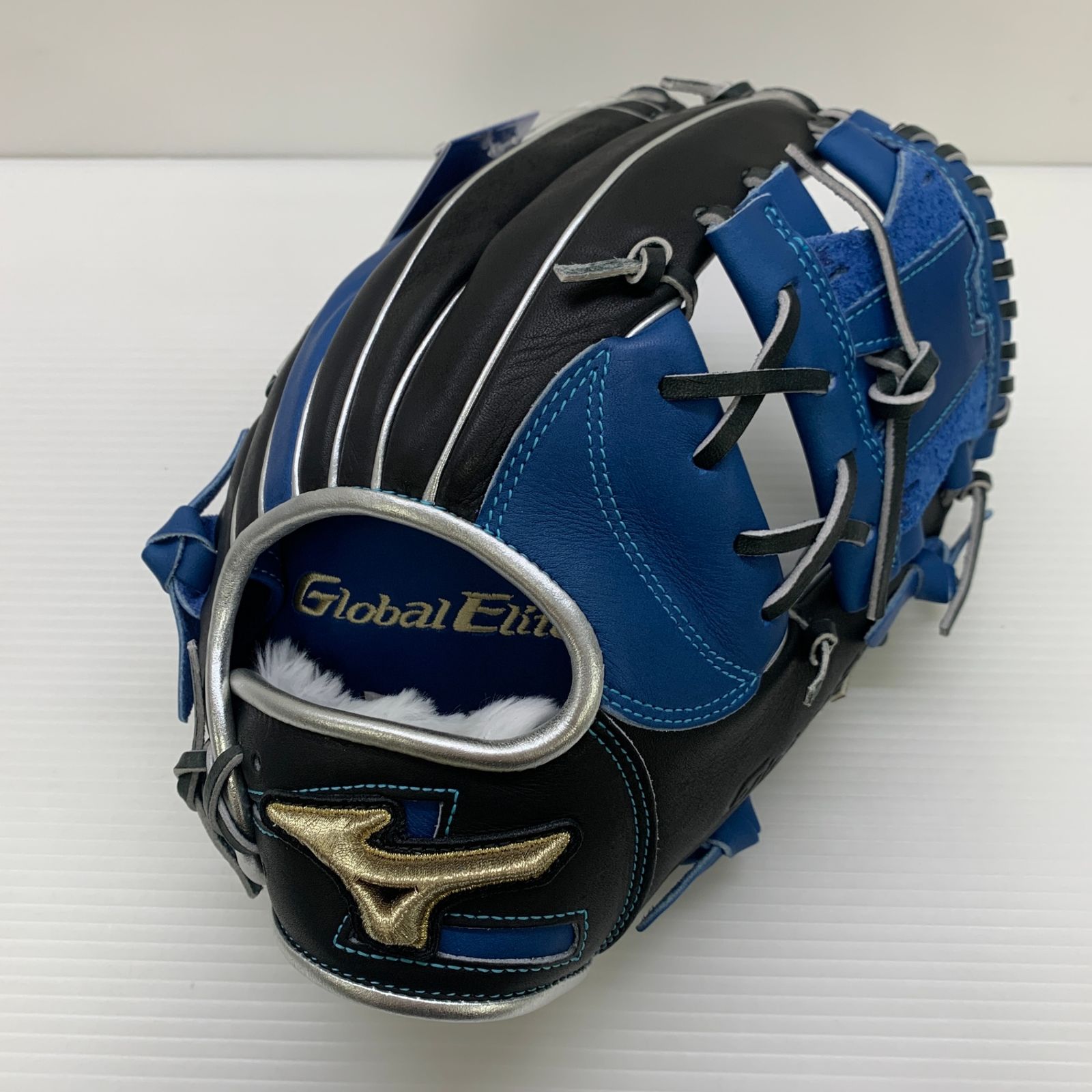 ミズノ MIZUNO グローバルエリート 軟式 大人 一般 内野手用 グローブ グラブ 右投げ 1AJGR27313 野球 6497