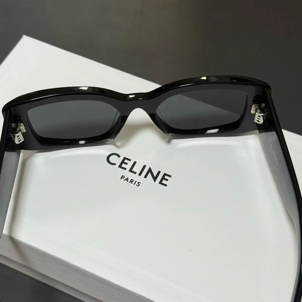 関税送料込☆【CELINE】セリーヌ トリオンフXL 01 サングラス New人気モデル□CELINE□トリオンフ 01 サングラス【関税込