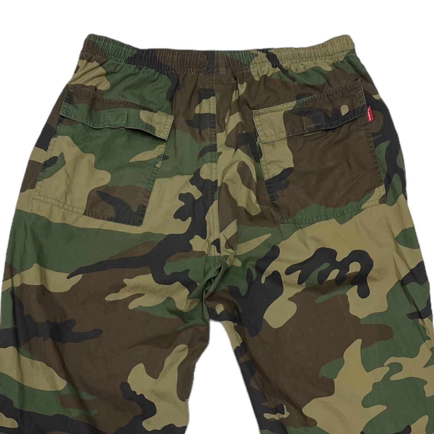 Supreme　Cargo Camo Jogger Pants