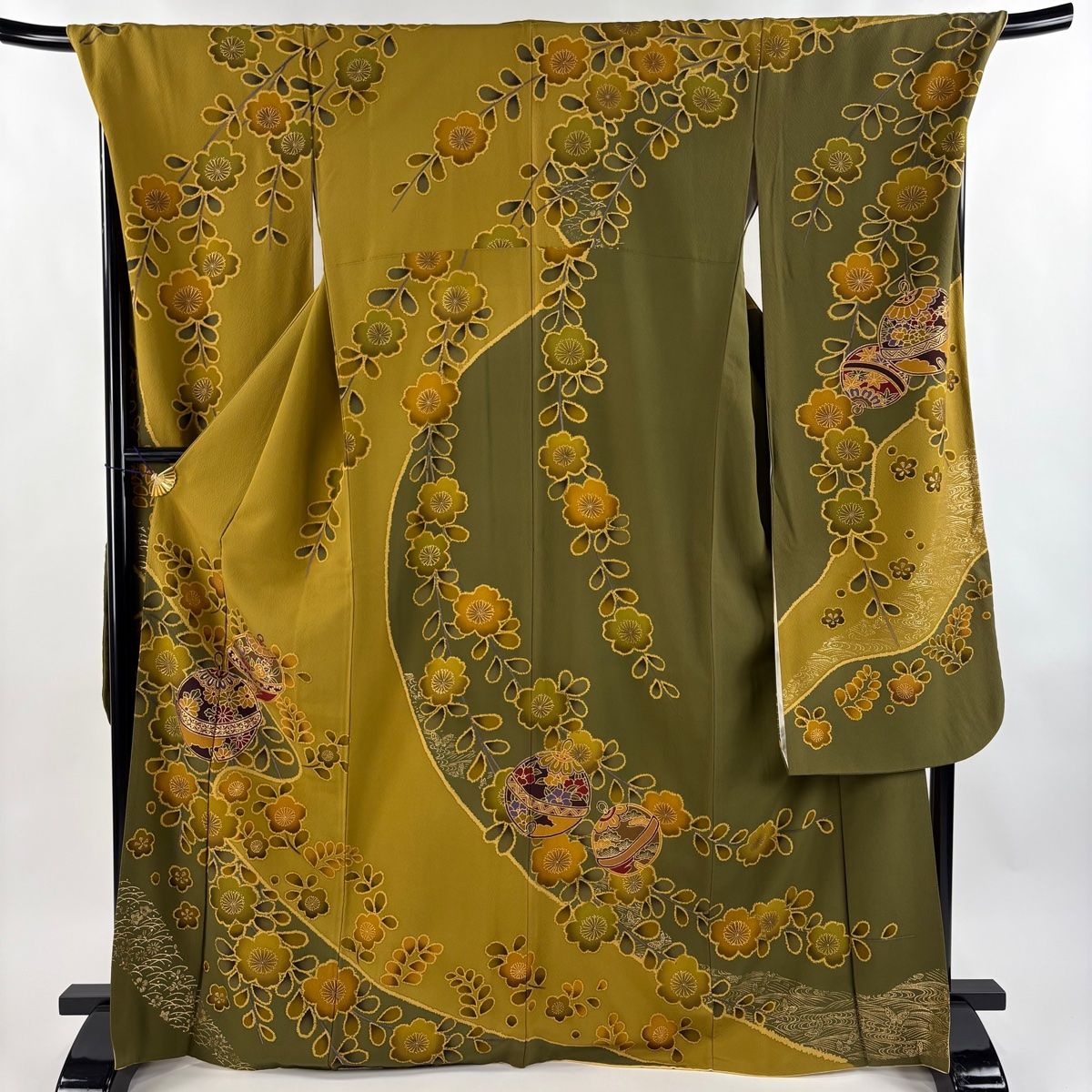 振袖 身丈167cm 裄丈72cm L 袷 鈴 枝垂れ桜 金彩 ぼかし 鶯色 正絹 名品 【】