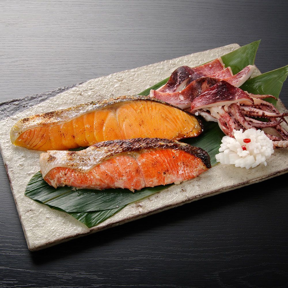 Amazon.co.jp: まぐろ処一条 大間産本マグロ 大トロ 150g お刺身カット