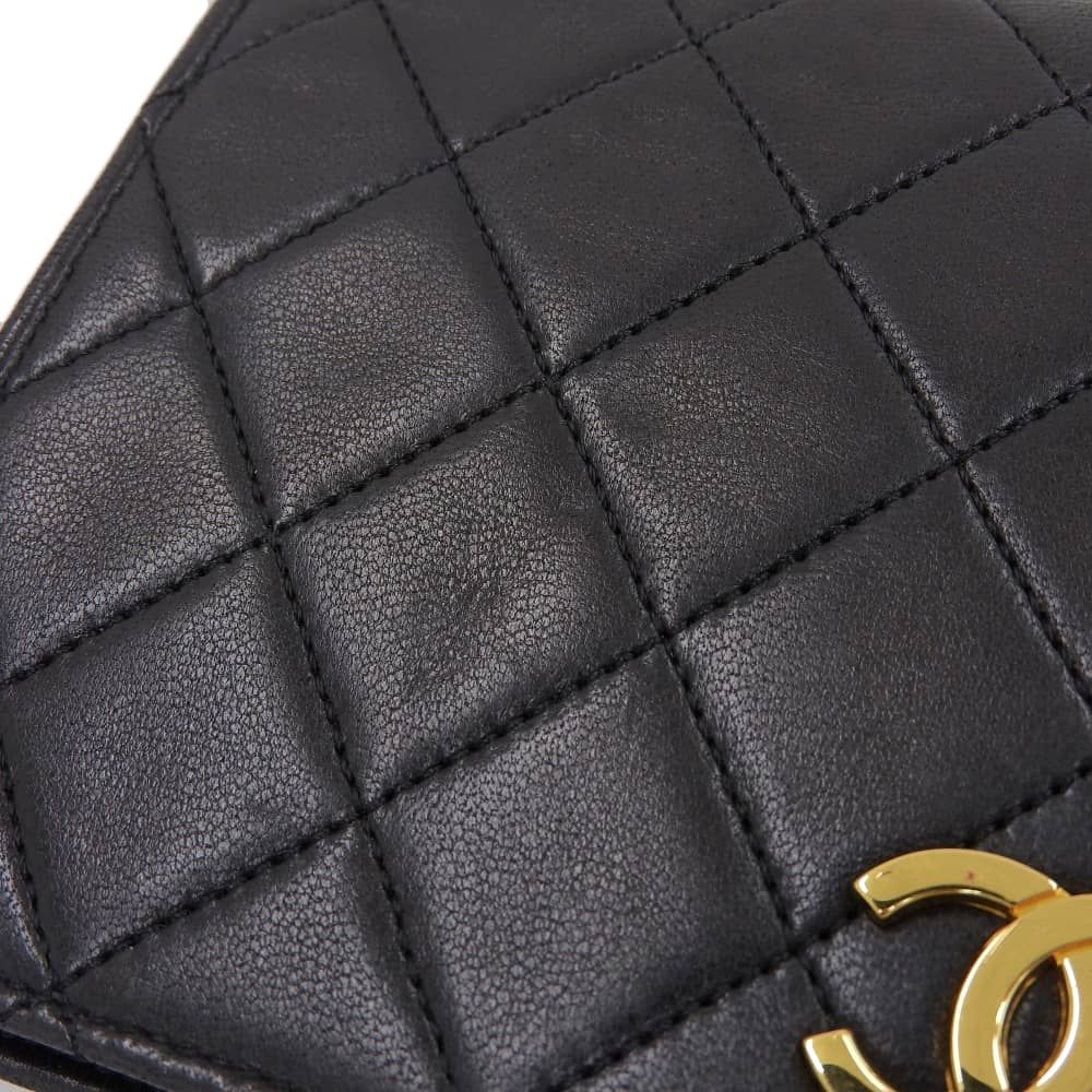 【本物保証】 箱・保付 シャネル CHANEL ミニマトラッセ19 ココマーク チェーンショルダーバッグ ラムスキン 黒 A03571 ホック式 シール無 楽天市場】【本物保証】 箱・保付 シャネル CHANEL ミニマトラッセ19