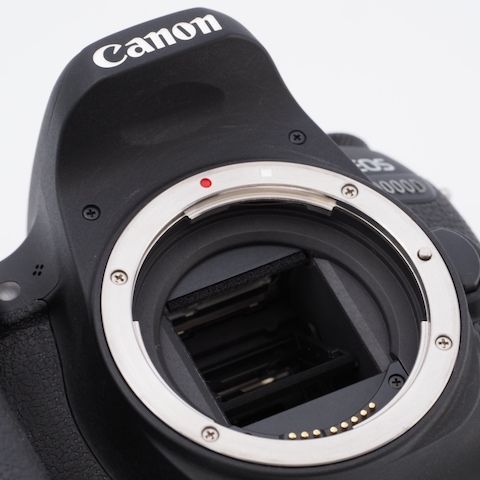 Canon キヤノン デジタル一眼レフカメラ EOS 9000D ボディ EOS9000D