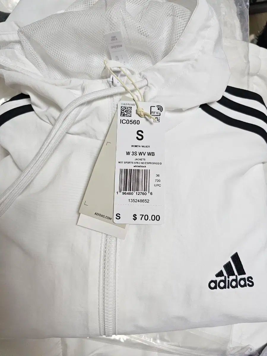 adidas アディダス ウィンドブレーカー スモール