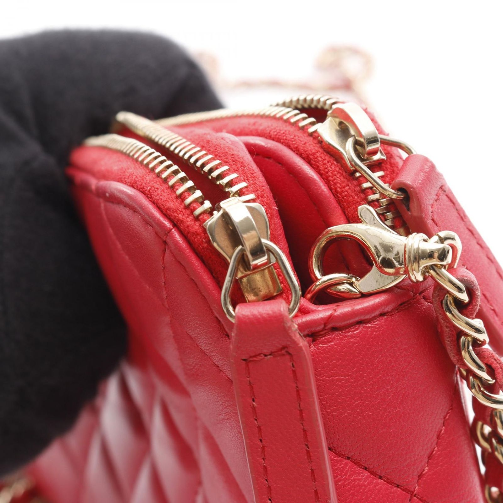 CHANEL シャネル　レッド ハンドバッグ　マトラッセ　ラムスキン　1552 楽天市場】シャネル CHANEL レッド ミニマトラッセ ハーフ