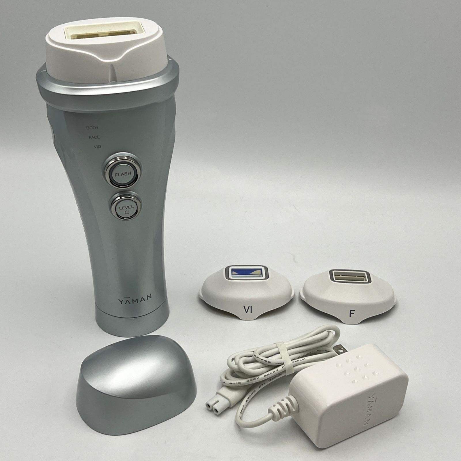 美品 YA-MAN レイボーテ ヴィーナス STA-209L 美品】ヤーマン 光脱毛器
