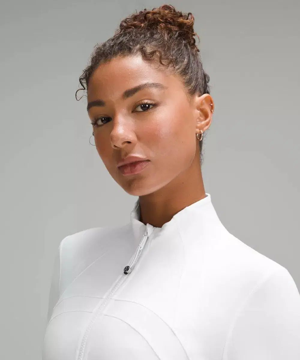 ルルレモン ディパイン クロップド ジャケット 2