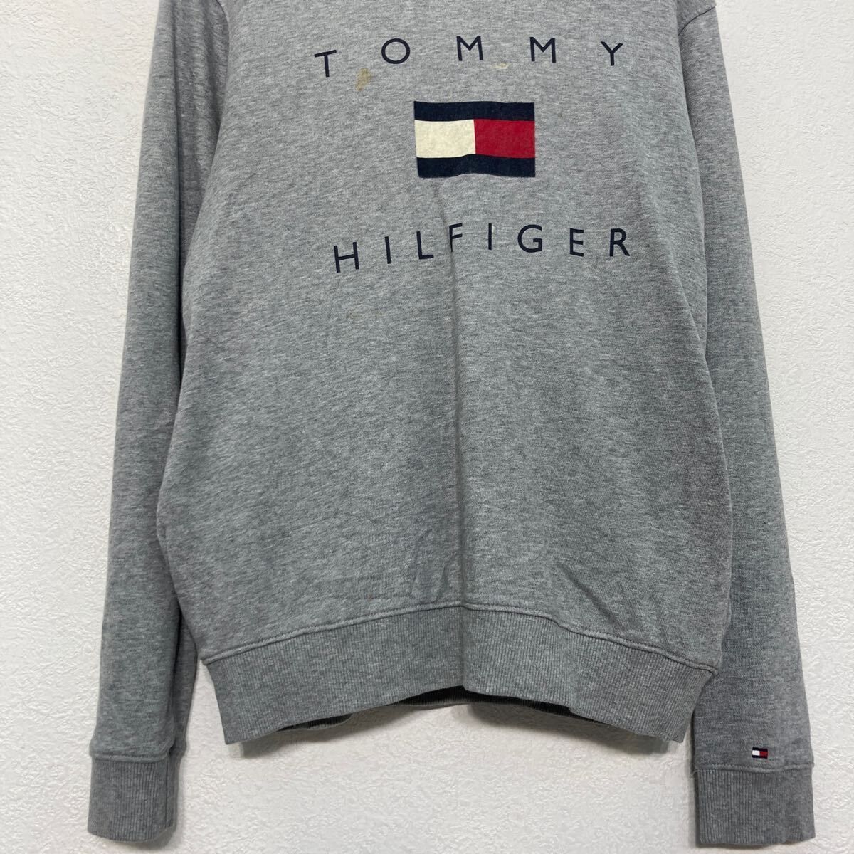 TOMMY HILFIGER プリント スウェット パーカー トミーフィルフィガー レディース L~ グレー 古着卸 アメリカ仕入 a609-5287