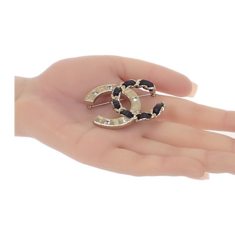 CHANEL】ココマーク ブローチ メタル レザー クリスタル ゴールド B19S 