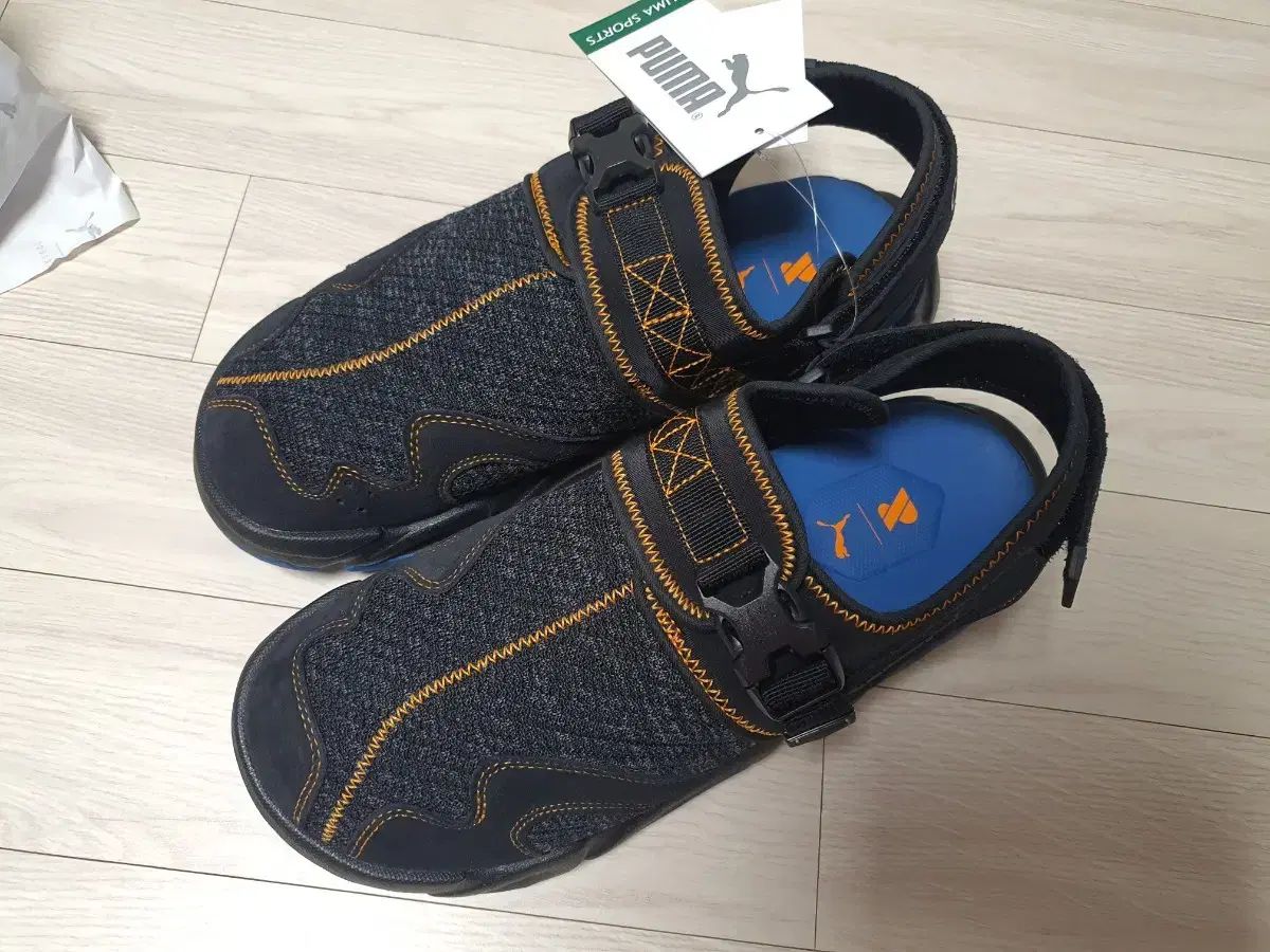 PUMA プーマ x ケーススタディ コラボ サンダル