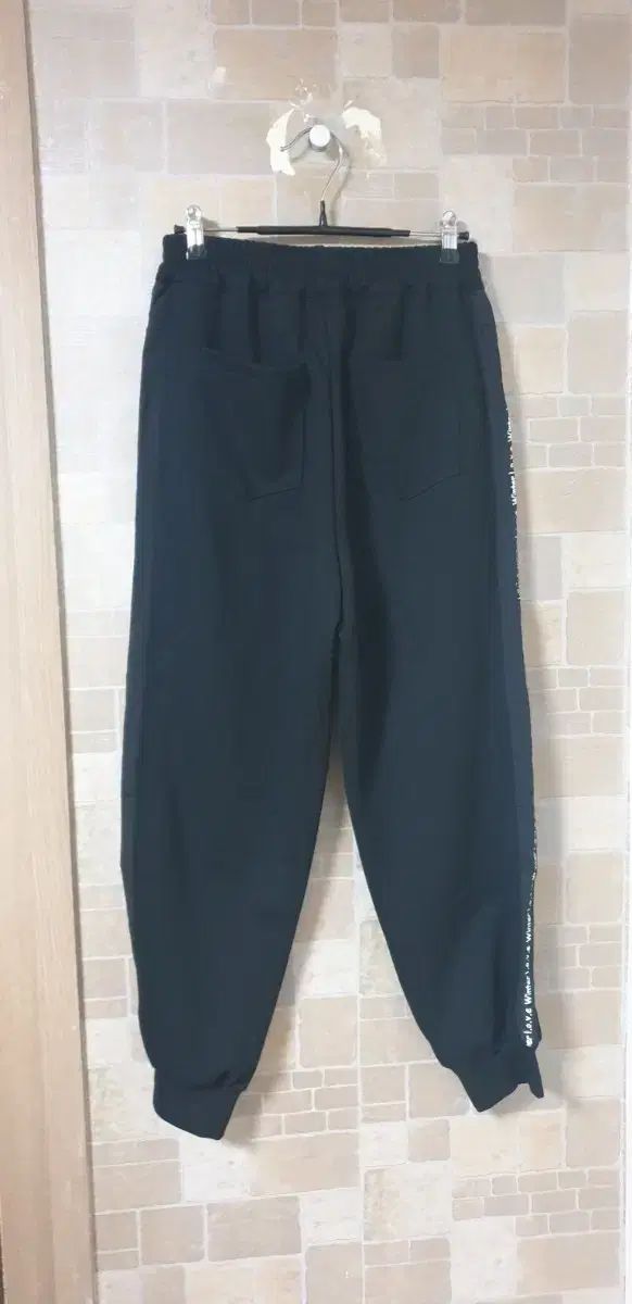 レディース 黒トレーニングウェアセット