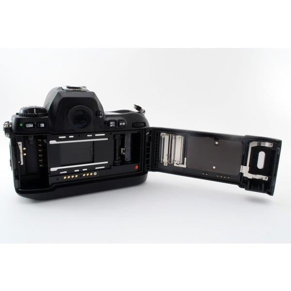ニコン Nikon F100 35mm フィルム カメラボディ 美品 ボディ