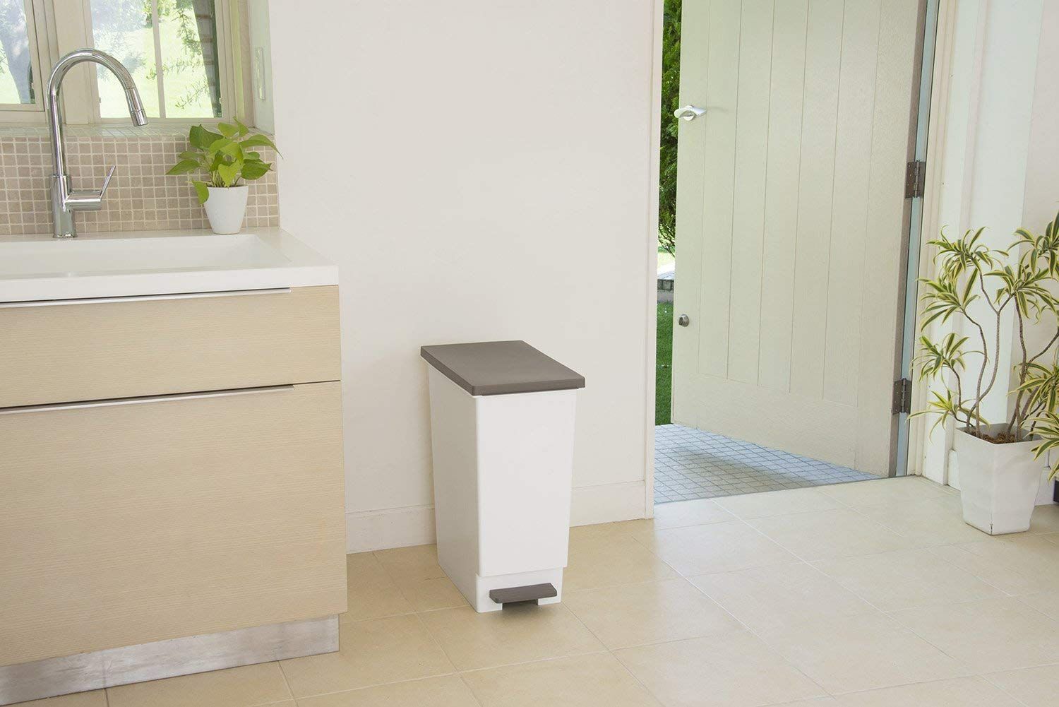 在庫 蓋付き 分別 幅26.5×奥行45.5×高さ55.5cm ブラウン 3個セット 45リットル スリム 軽いペダルでサッと開く ゴミ箱 ネオ トンボ 新輝合成