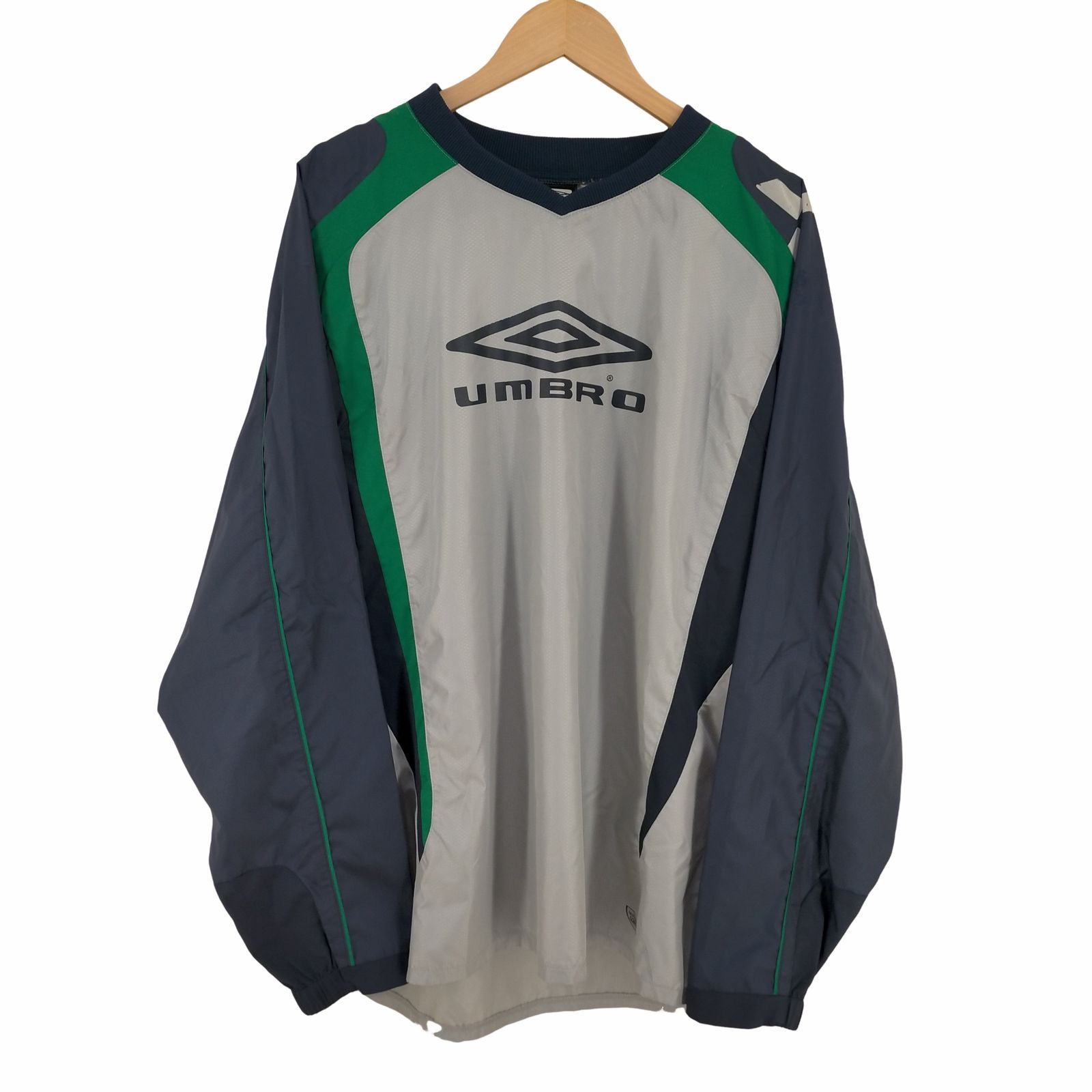 【90s UMBRO】プルオーバー　ピステ　デサント社製　vintage 90s 00s UMBRO アンブロ プルオーバー ピステ L デサント製
