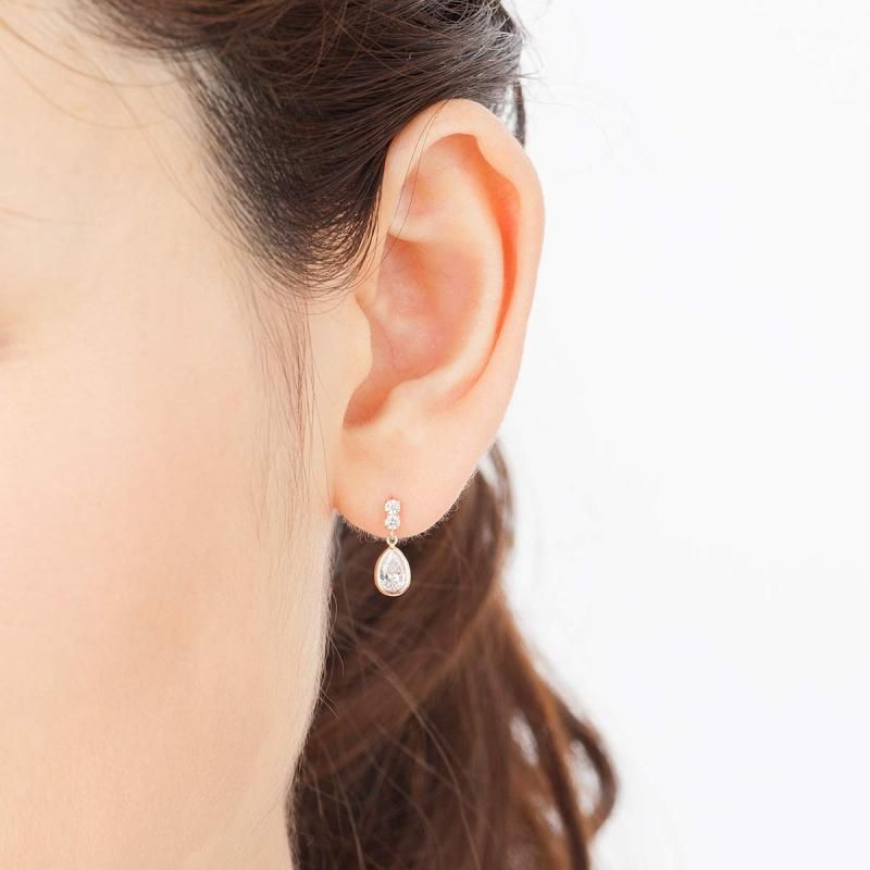 ピアス