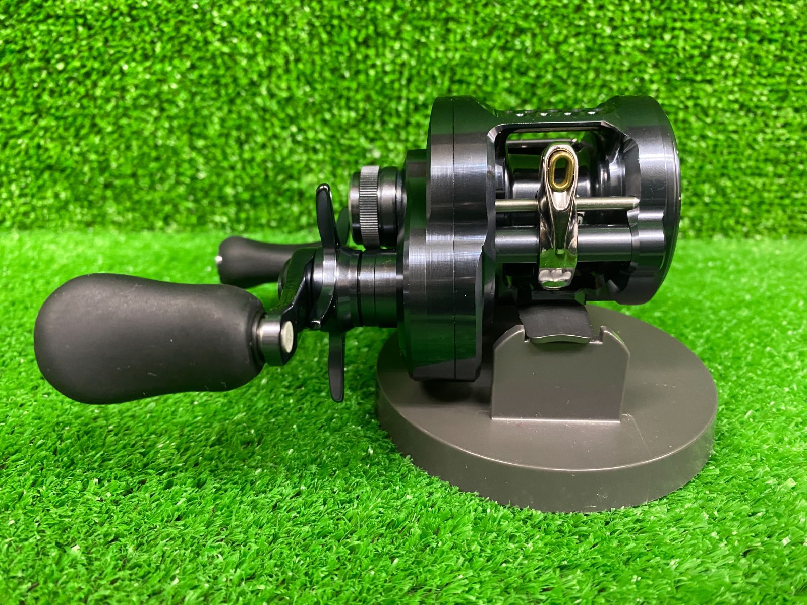 【新品未使用】ダイワ 25 アルファス BF TW 8.5R 25 アルファス BF TW 8.5R ④ (栗東店 併売）☼ 25 アルファスBF