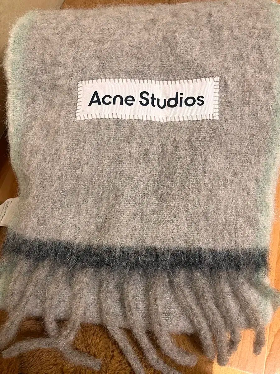 Studios アクネストゥディオズ