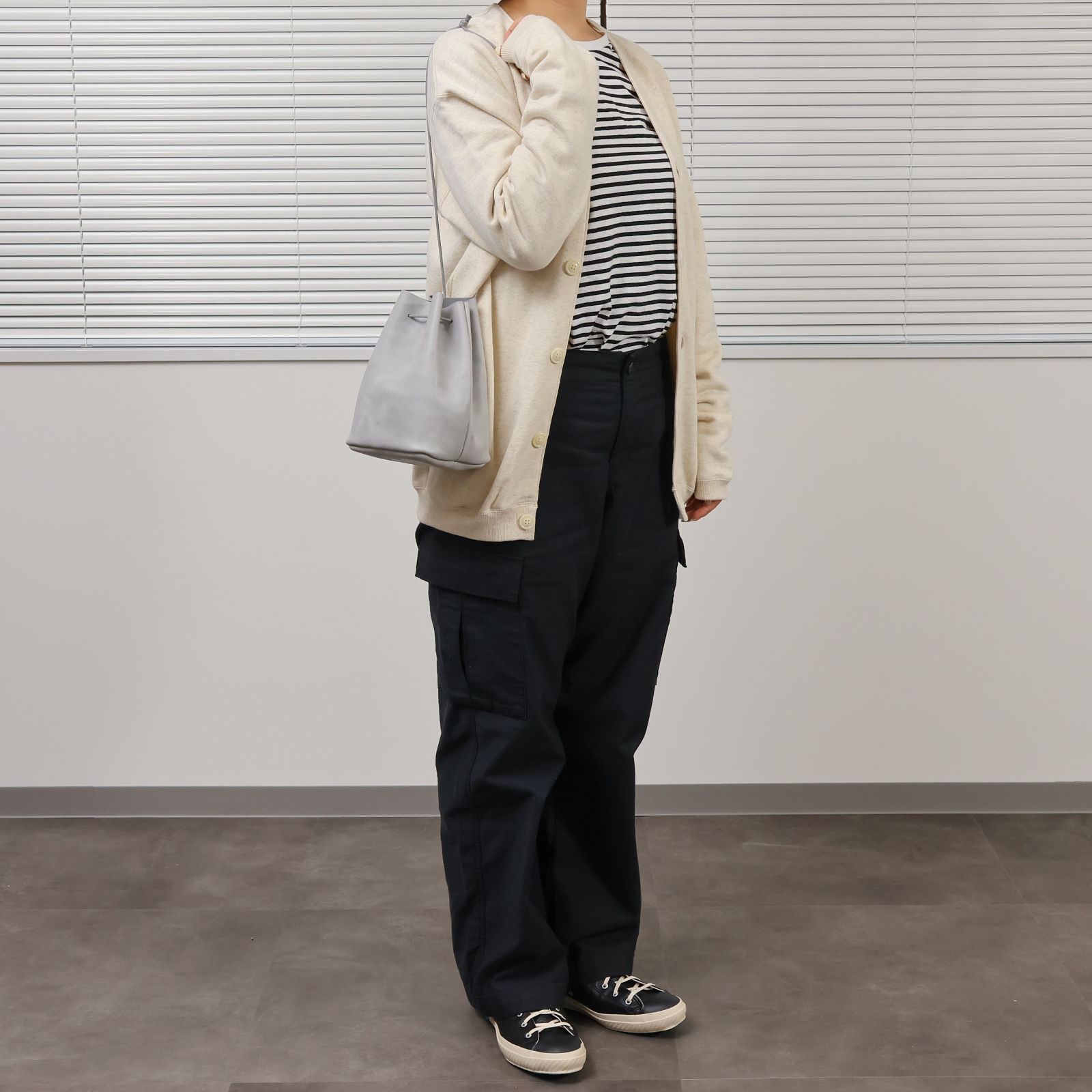 REEL/ Square drawstring bag S.GRAY（スクエア ドローストリング 