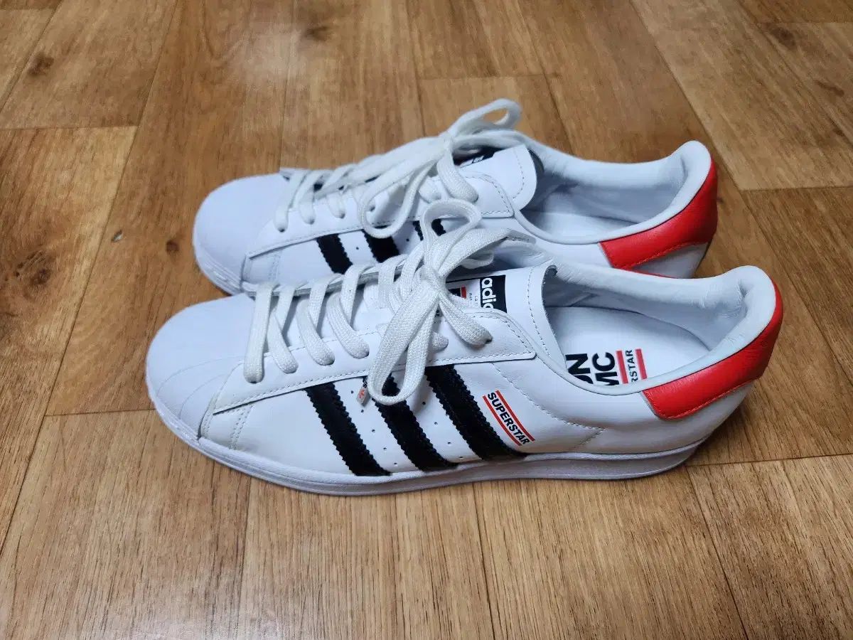 アディダス スーパースターラン