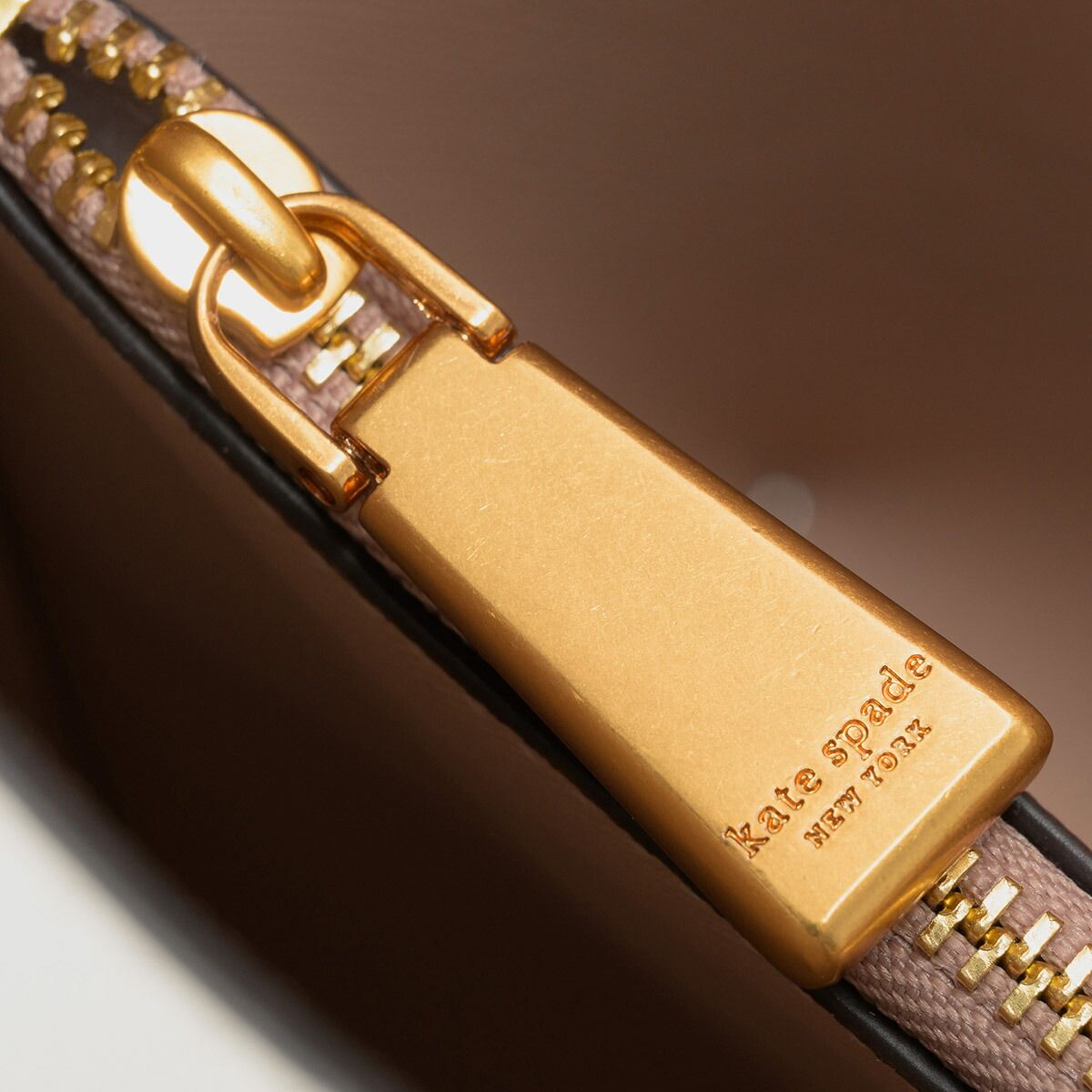 新品 ケイトスペード kate spade ショルダーバッグ MEDIUM CROSSBODY 