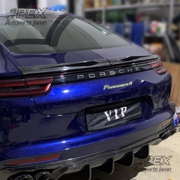 トランク スポイラー