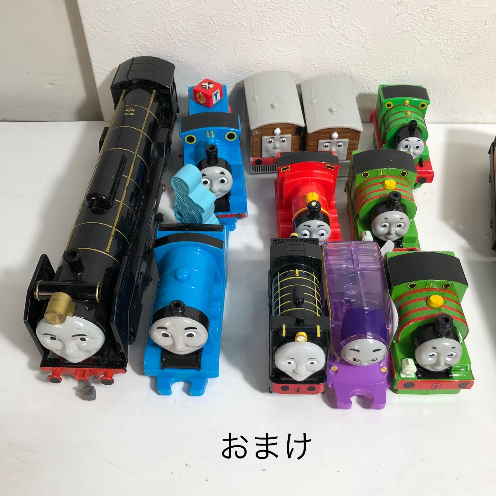 ☆TOMY プラレール 機関車トーマス 列車、貨車 大量 77台 まとめ