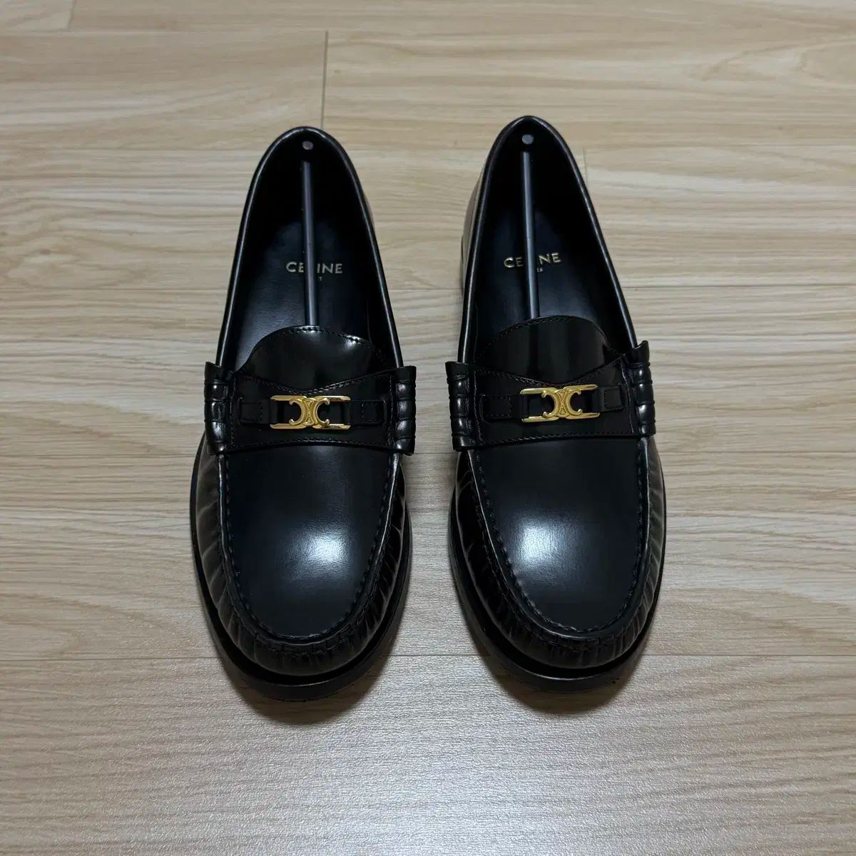 セリーヌ トリオンフ ローファー 35