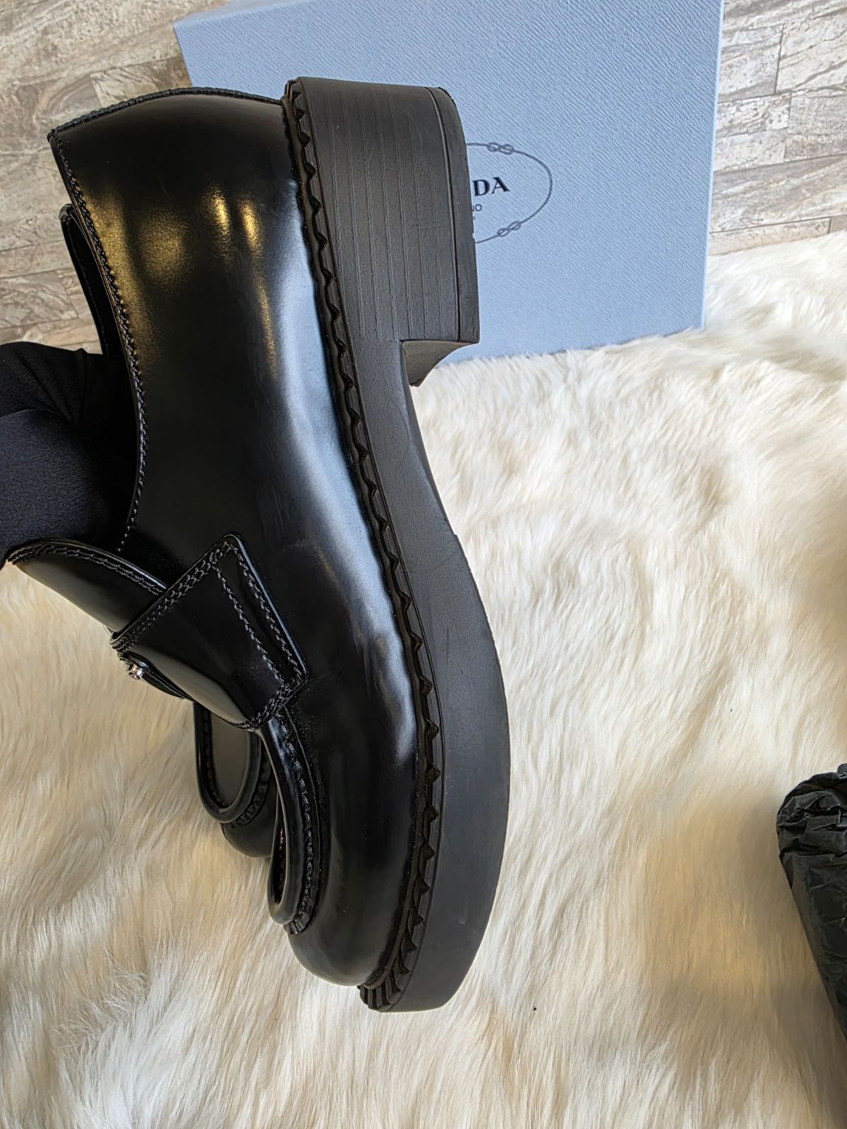 レディース ブラック