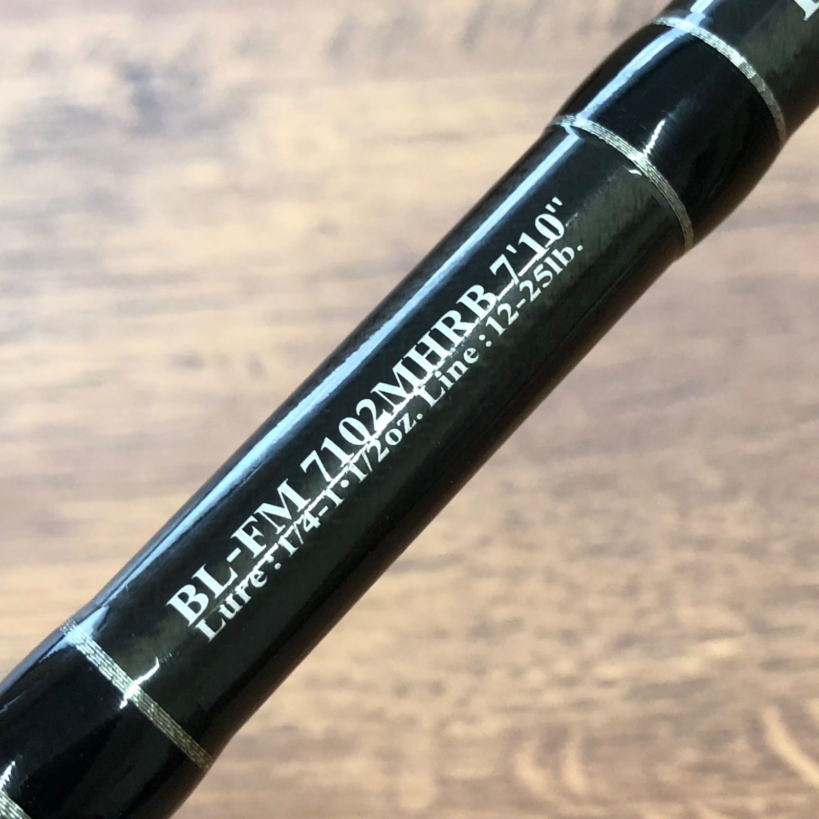 ダイワ ブラックレーベル FM 7102 MHRB ダイワ ブラックレーベルFM 7102MHRB ／バスロ