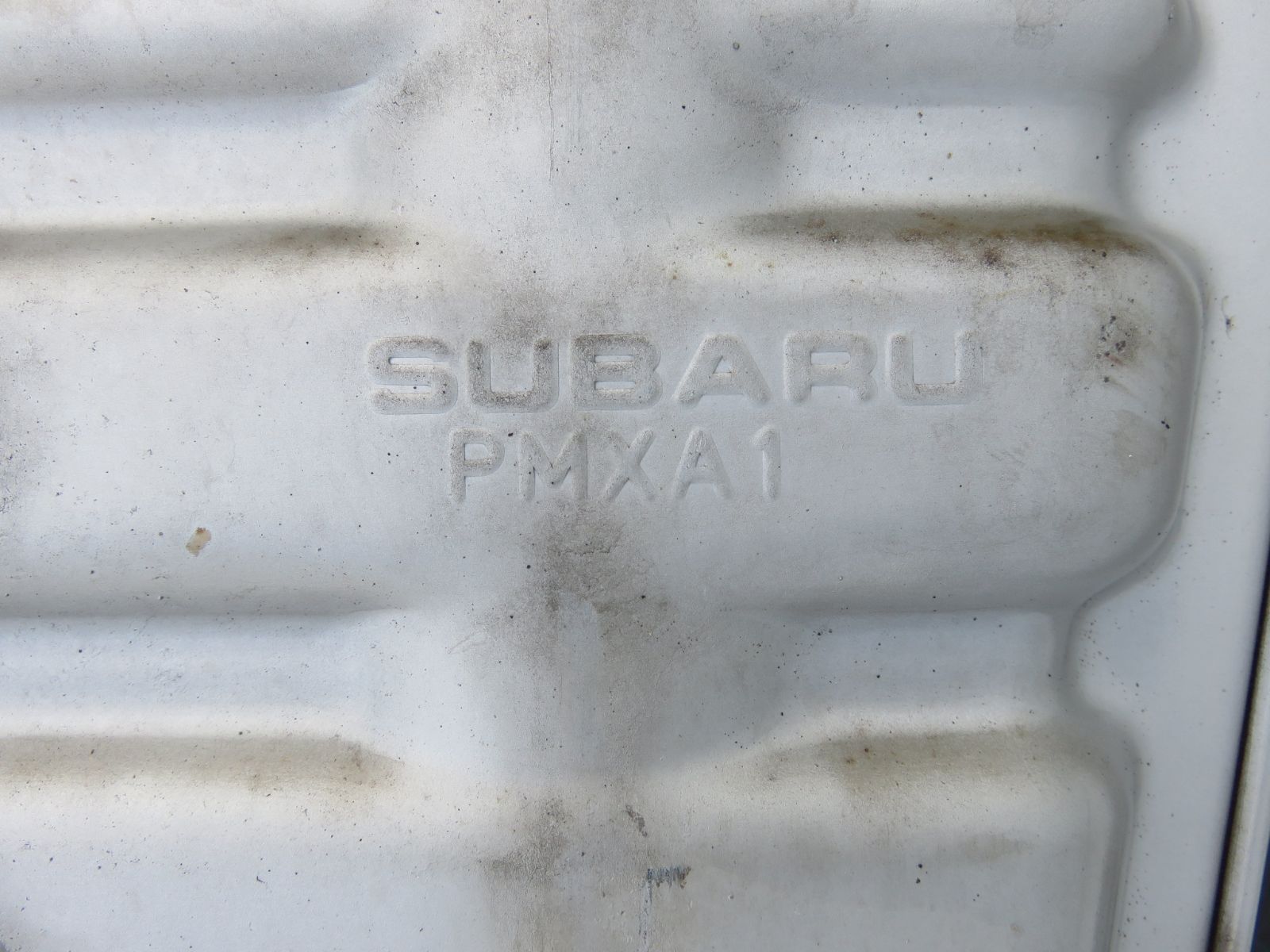 SFC2384 スバル レガシィ BM9 BMM BMG 純正 中間パイプ センターマフラー 中間マフラー