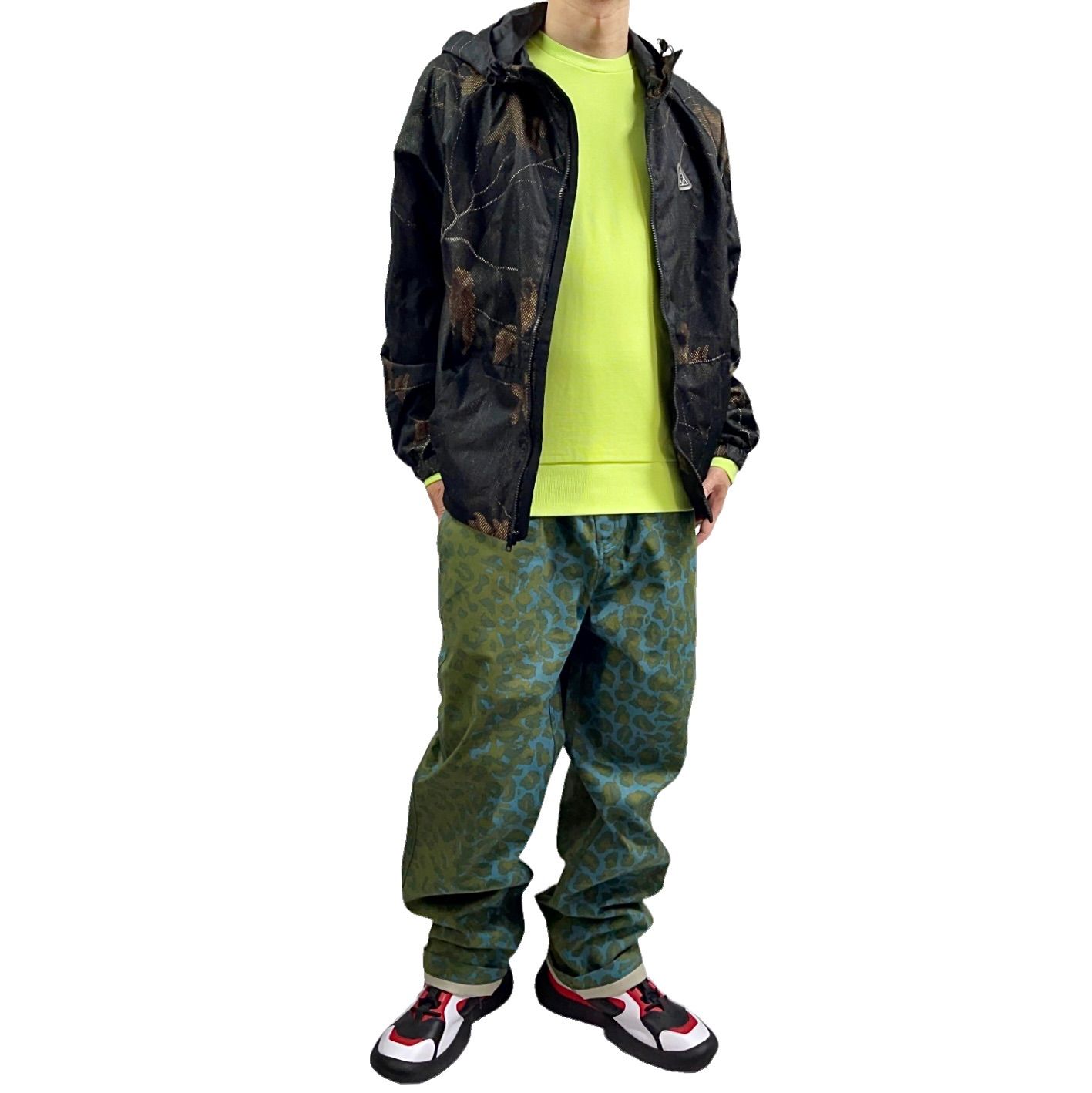 HUF セットアップ　Lサイズ　ナイロン　リアルツリー HUF セットアップ Lサイズ ナイロン リアルツリー