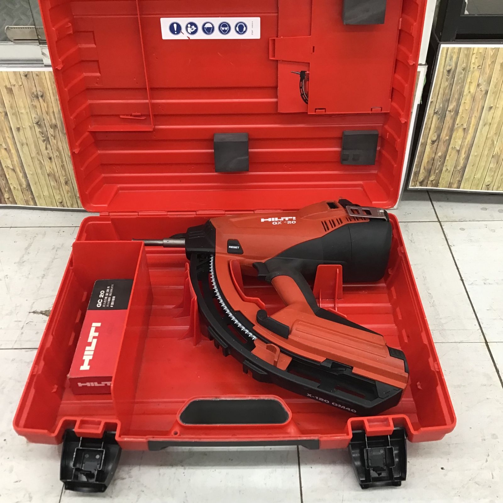 GX120 ガス式鋲打機 中古品 □HILTI ガス鋲打機 ☆HILTI( GX120 ガス式鋲打機 中古品 □HILTI ガス鋲打機 ☆HILTI(