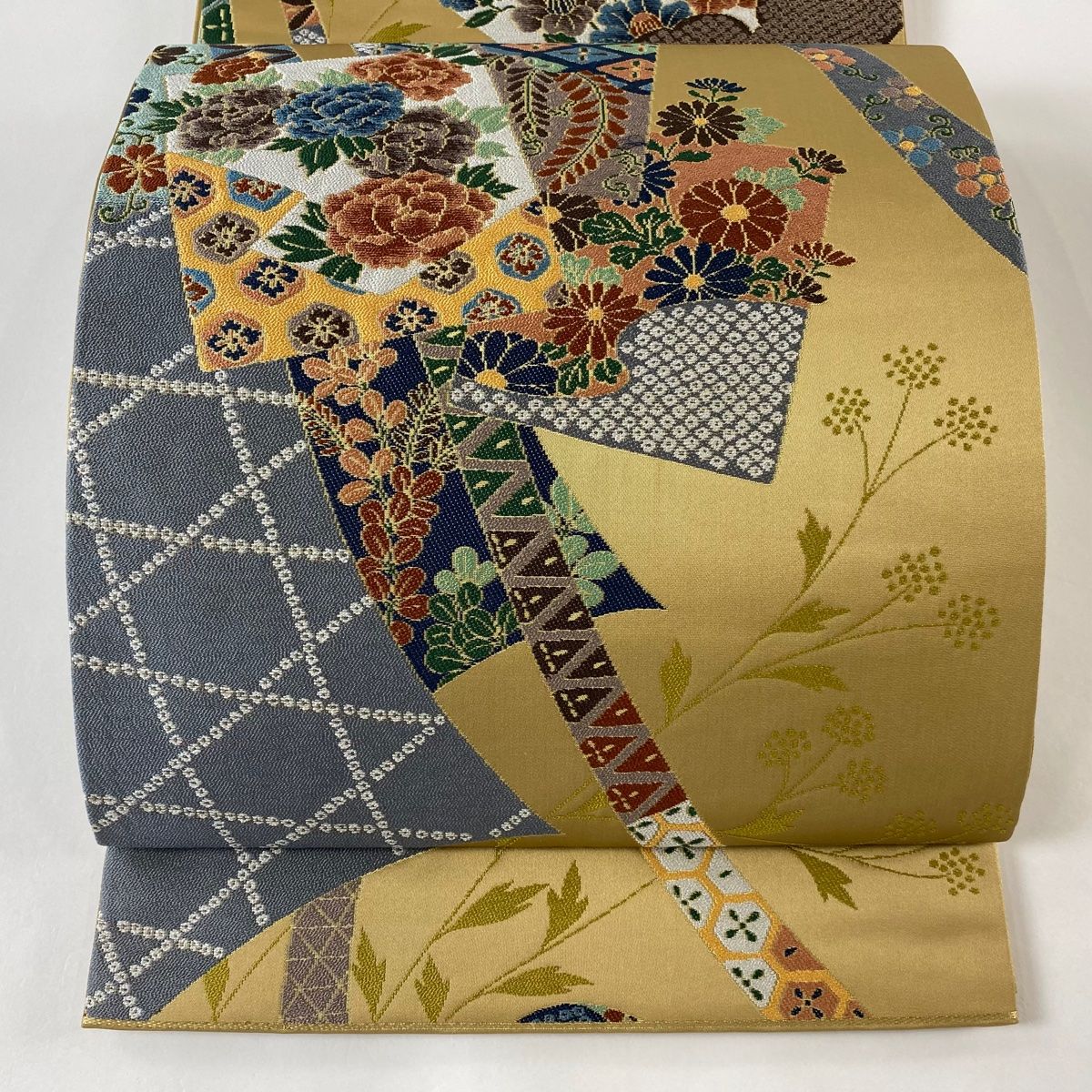 ★着物10★ 1円 逸品!! 絹 袋帯 菊唐草 市松 草花 花 草 植物 六通柄 長さ432cm [同梱可] ☆☆☆☆☆ ☆着物10☆ 1円 逸品!! 絹 作り帯 夏物 唐織菊 桜 花