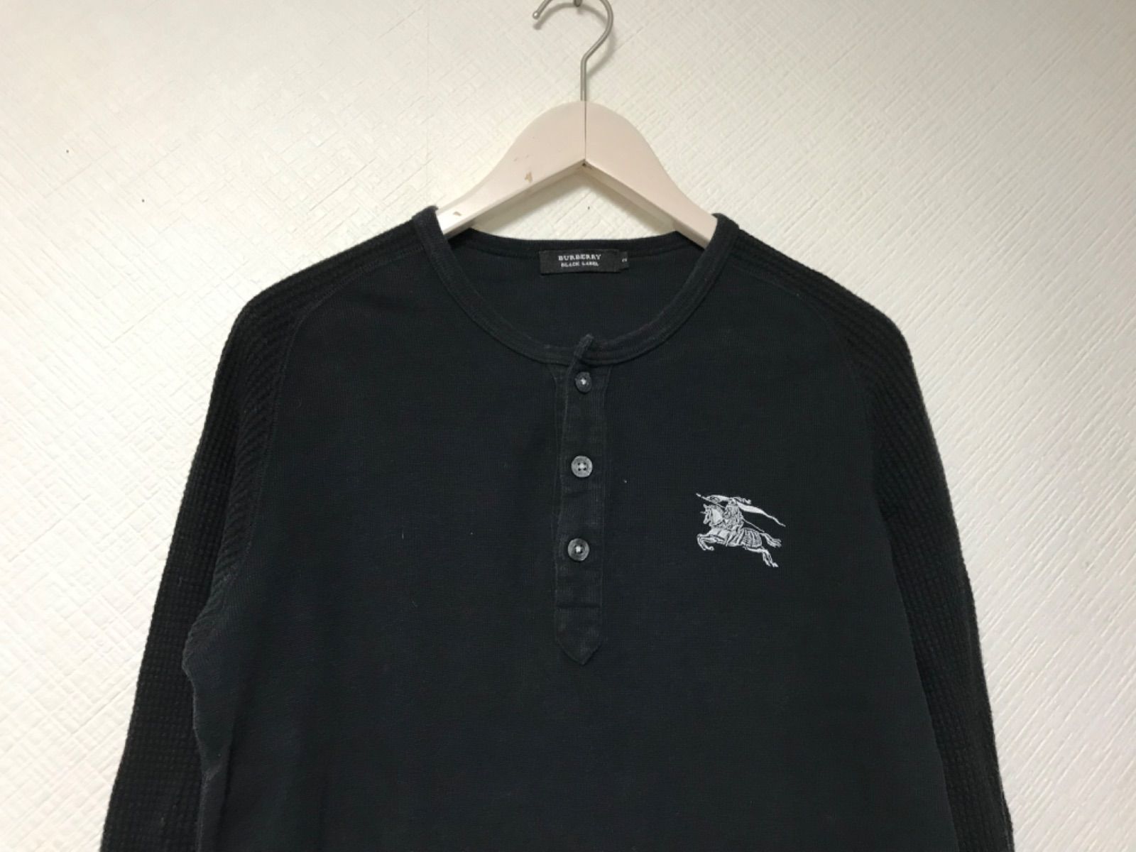 バーバリー　ロンT ヘンリーネック　サーマル　ワッフル　刺繍ロゴ　y2kグランジ FLAG ON CREW 送料無料 Tシャツ 長袖 メンズ Yヘンリーネック