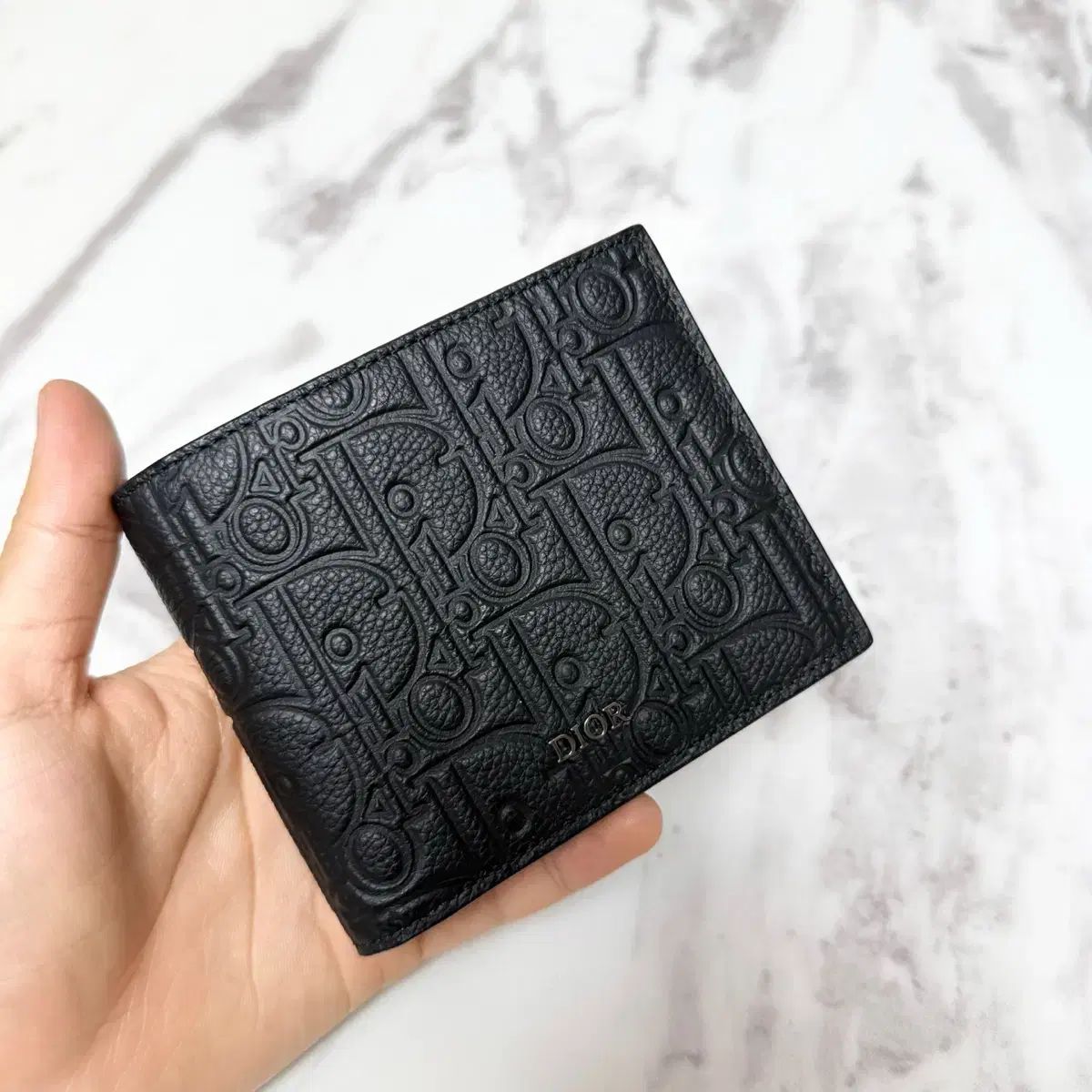 Dior ギフト袋 黒色 リボン付き Dior ギフト袋 黒色 リボン付き