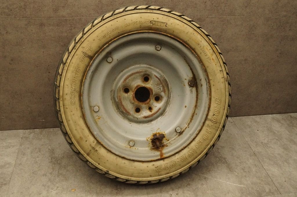 ベスパ 純正 ベスパ50S／100 ホイール 2.10-10 タイヤ× 錆-が