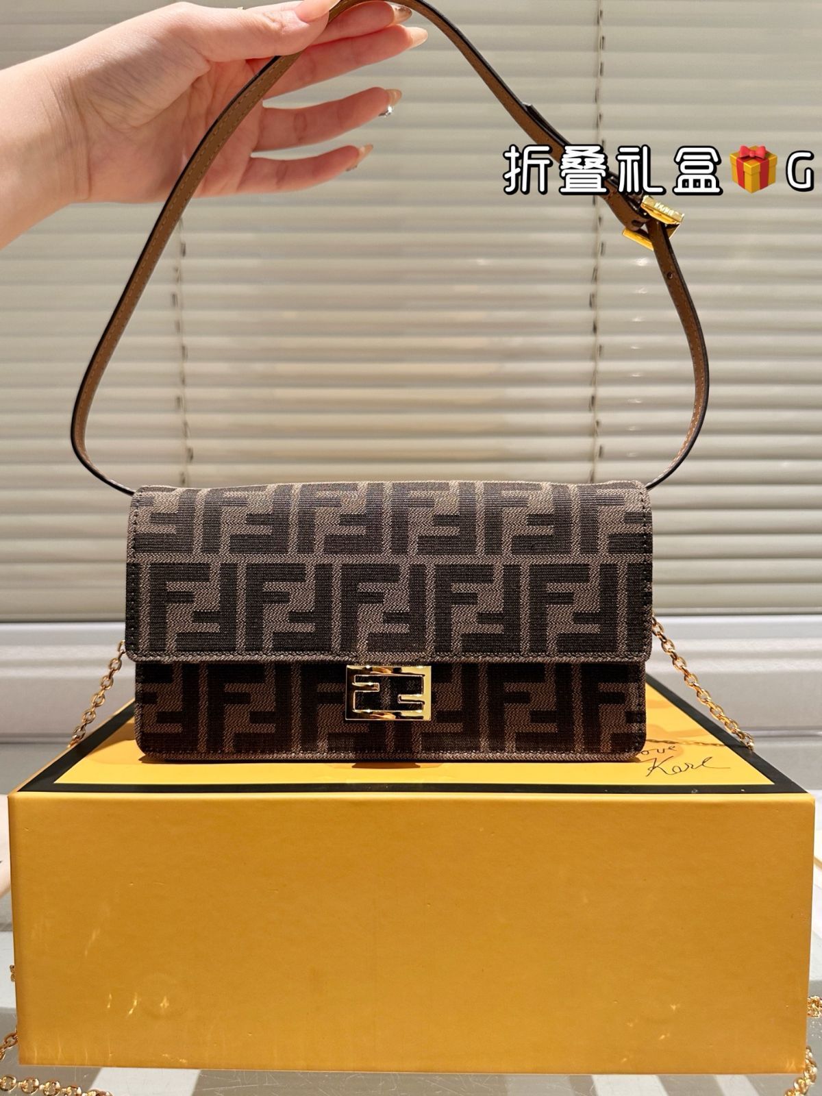今日特価】Chic Fendi チックフェンディ クロスバッグ-WTO輸入3