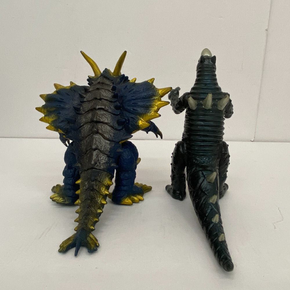 ウルトラマンソフビ、ガメラ、キングギドラ、バルタン星人カネゴン（レトロ）1989 03w19166 ウルトラマン ウルトラ怪獣 ソフビ 10体まとめ
