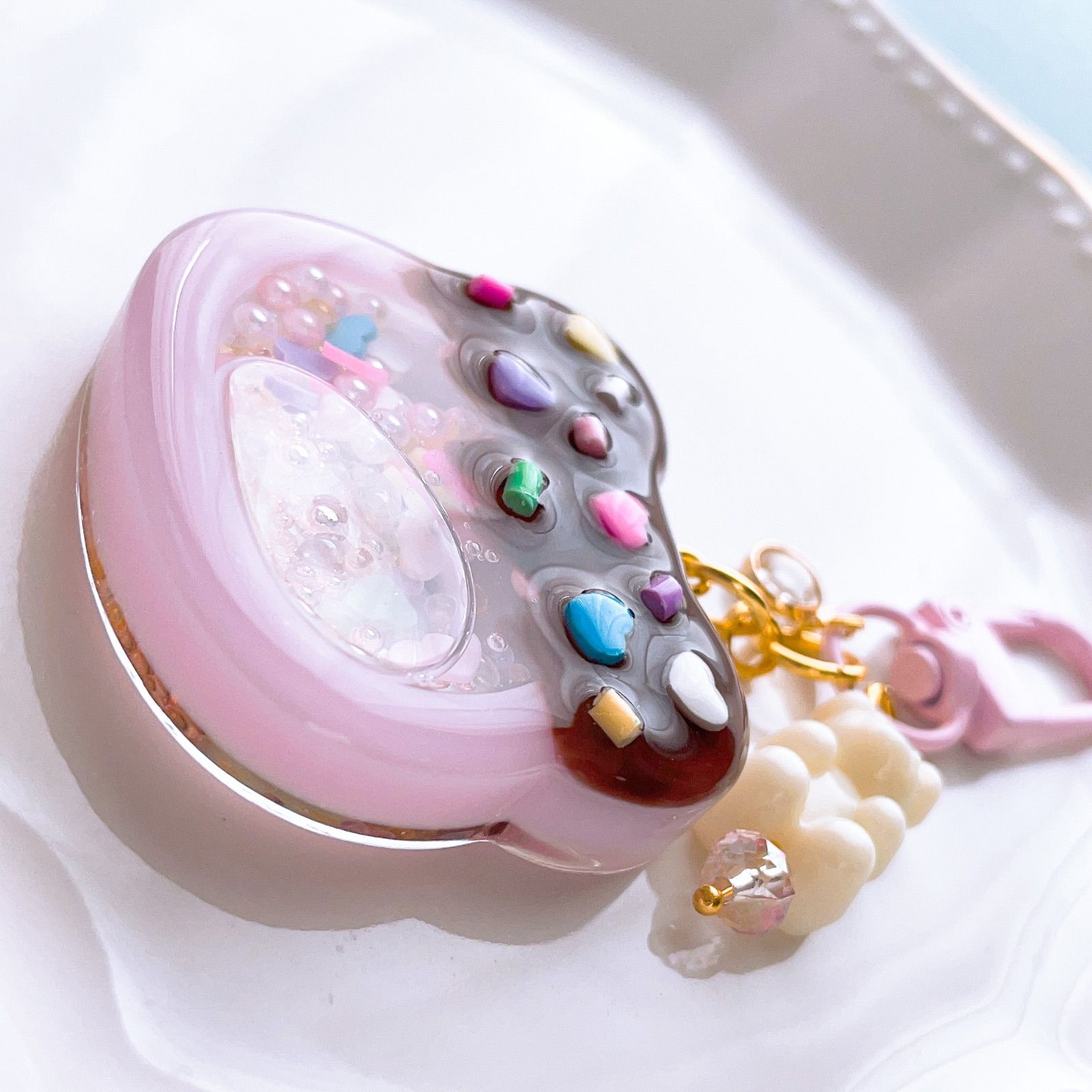 シェイカーキーホルダー(熊+イチゴ+チョコ)/オイル入り/個性的/くま 