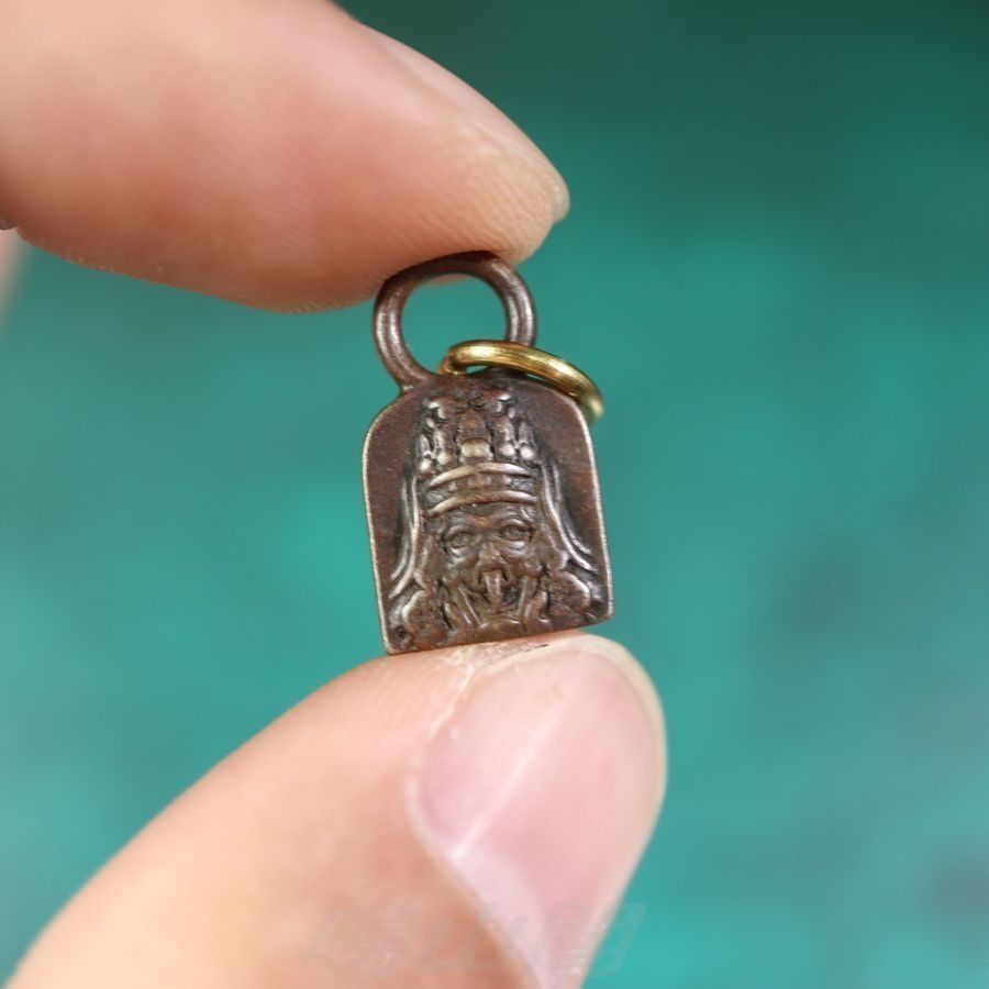 チベット 密教 天鉄　印鑑 印章　ハンコ　法器 刻 蔵式 天鉄　ペンダント チベット 密教 天鉄 印鑑 印章 ハンコ 法器 刻 蔵式 天鉄