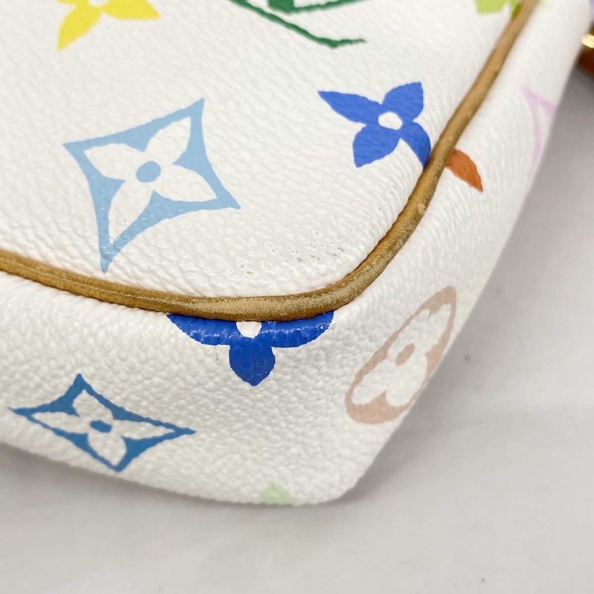 LOUIS VUITTON　レーシーモノグラムソックス　シルクポーチ付　未使用品 M83689】 LOUIS VUITTON ルイヴィトン モノグラム 長財布 コピー