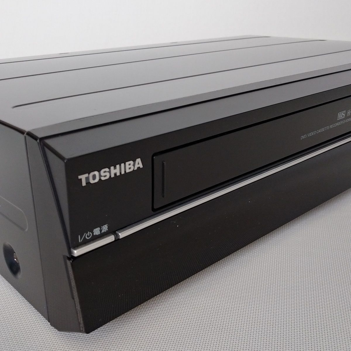 東芝VHS 一体型 DVDレコーダー D-VDR9K VHSビデオデッキ