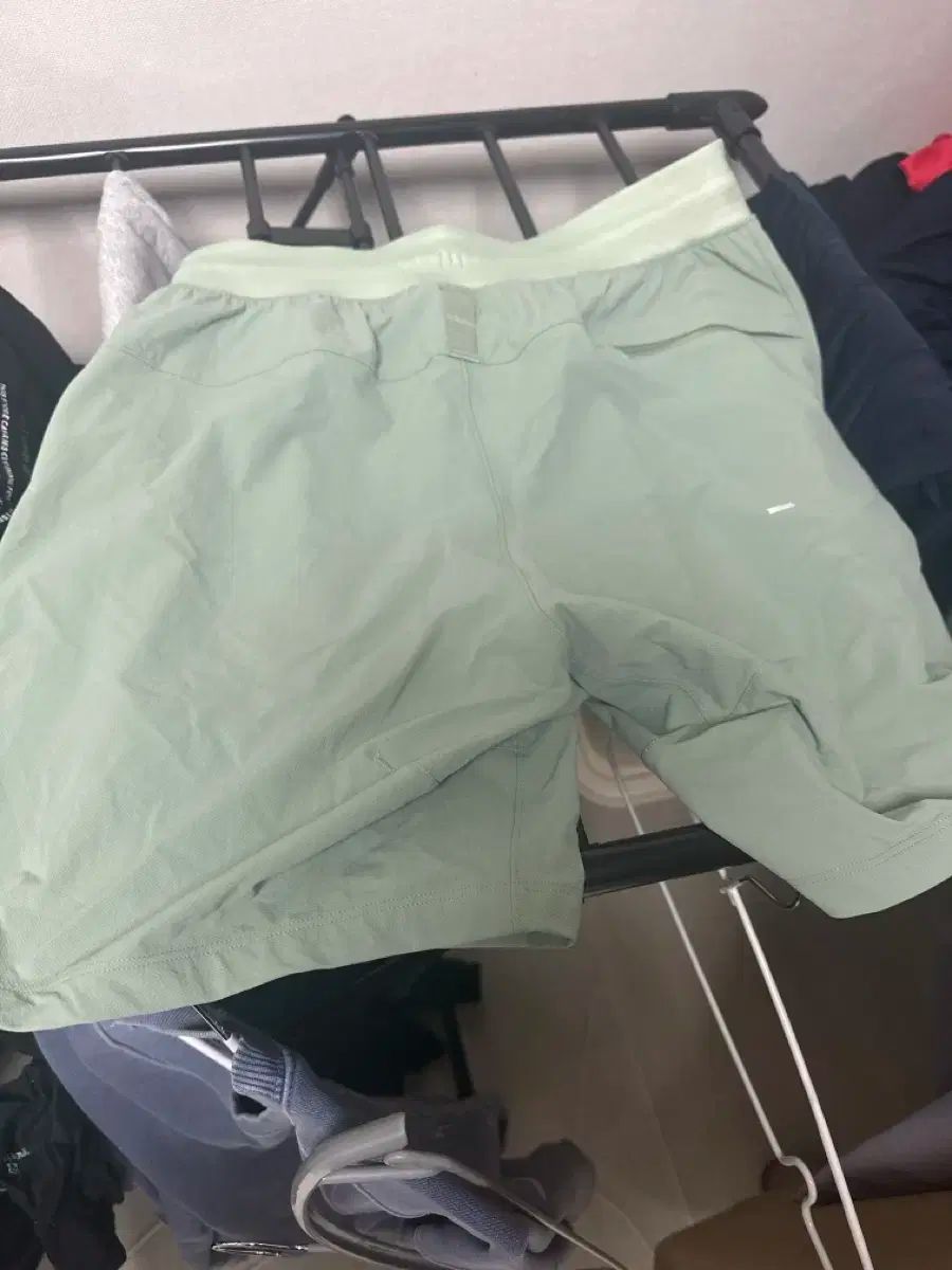 元KT48 朝長美桜推しはっぴ 黒金デザイン新品 花柄/フラワー/花/華/綺/大きい/カレンダー/2025/1月/令和7年